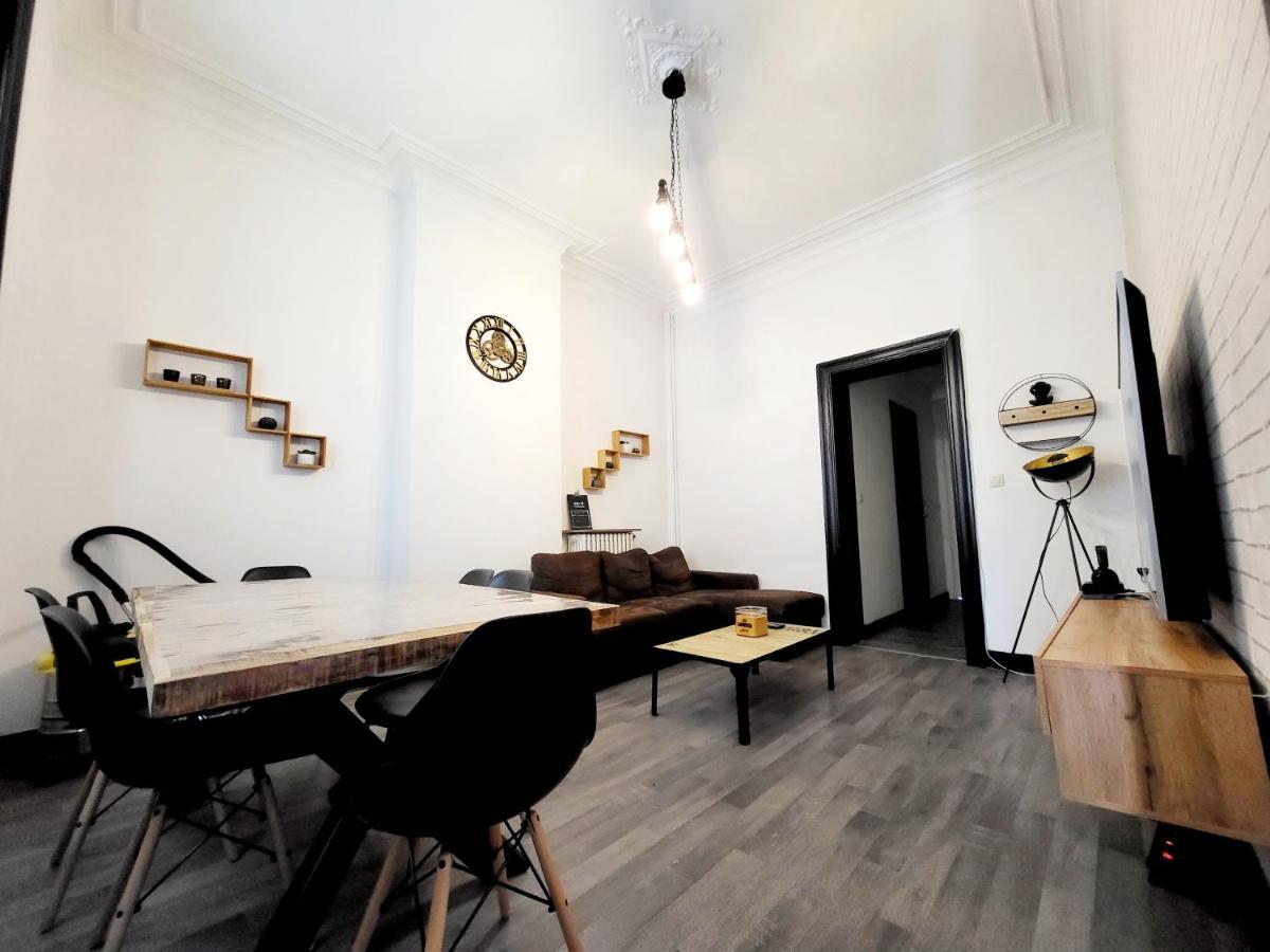 Apartament Chambre Privee Au 3E Etage Sans Ascenceur En Plein Centre De Charleroi Zewnętrze zdjęcie